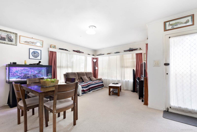 1/119 Coronation Road, Hillcrest, Auckland - Carousel 2