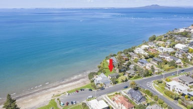 63 Rothesay Bay Road, Rothesay Bay, Auckland - Carousel 1
