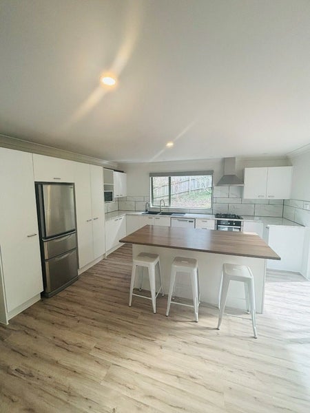 20 Caversham Drive, Torbay, Auckland - Carousel 2