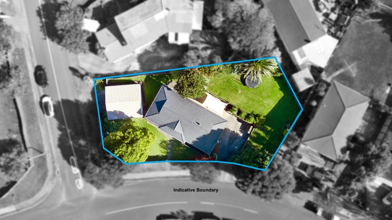 26 Garton Drive, Massey, Auckland - Carousel 2