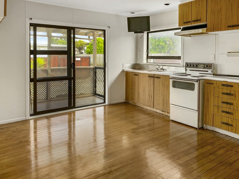 30 Rogers Road, Manurewa, Auckland - Carousel 2