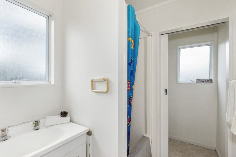 211 Henderson Valley Road, Henderson, Auckland - Carousel 17