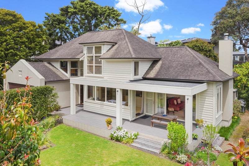 32 Woodside Road, Mount Eden, Auckland - Carousel 1