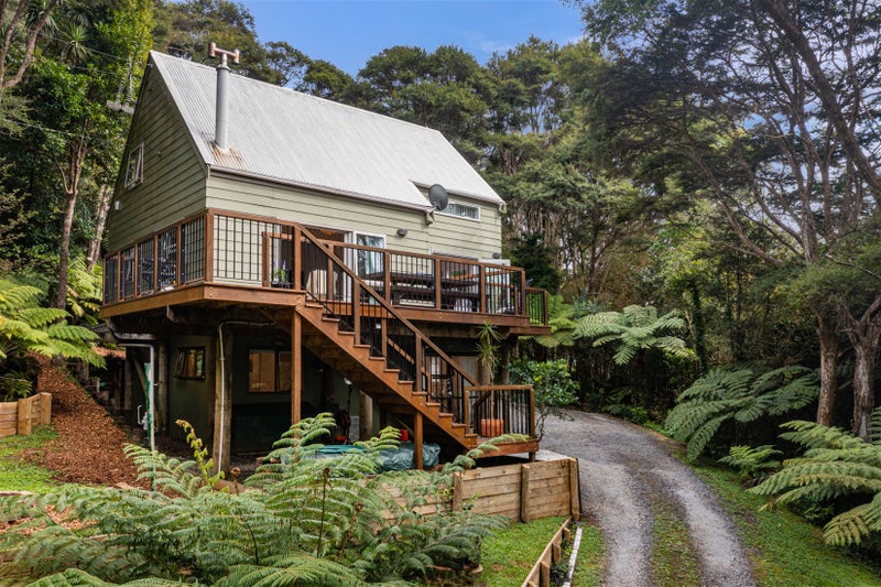 5 Hayes Road, Henderson Valley, Auckland - Carousel 32