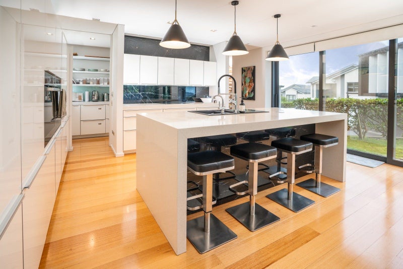 24 Punjab Street, Khandallah, Wellington - Carousel 2