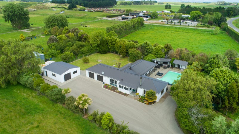 96 Pyke Road, Rangiotu, Palmerston North - Carousel 1