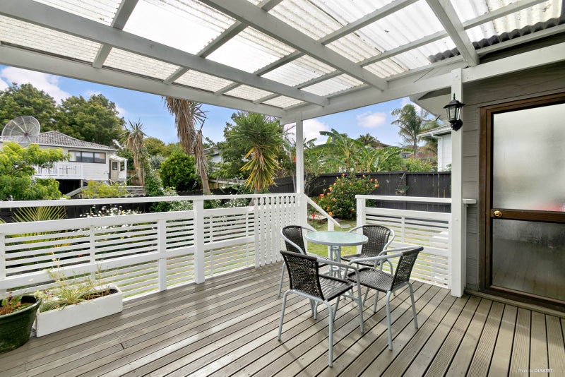 2/67 Charntay Avenue, Clover Park, Auckland - Carousel 1