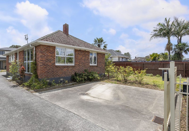 13 Bond Place, Onehunga, Auckland - Carousel 1