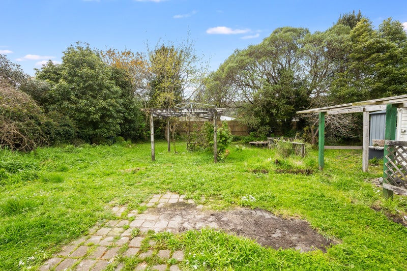 49 Main Road, Wainuiomata, Lower Hutt - Carousel 17