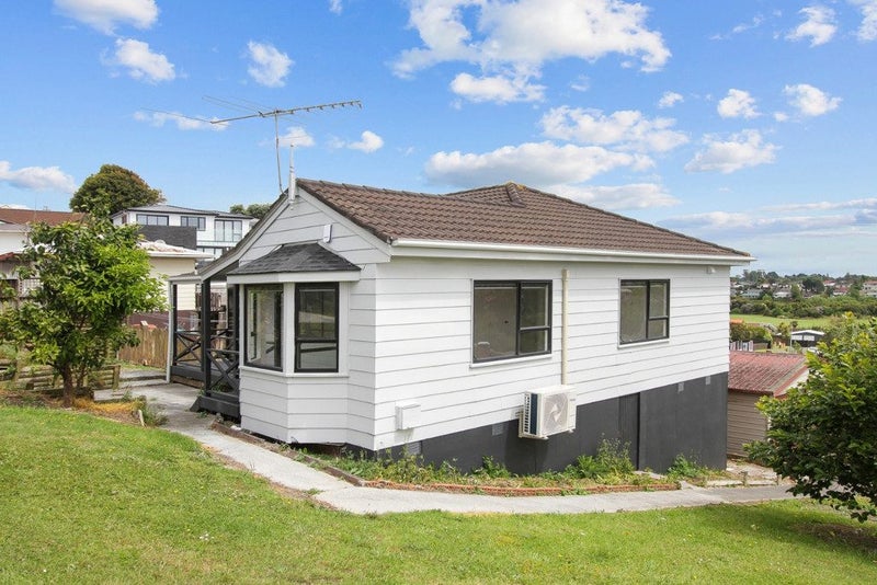 46 Peverill Crescent, Papatoetoe, Auckland - Carousel 2