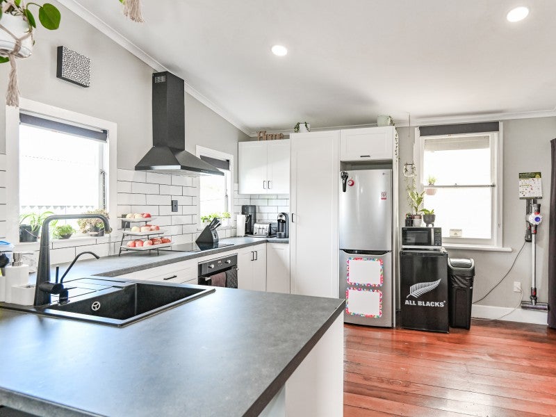 816 Oliphant Road, Raureka, Hastings - Carousel 2