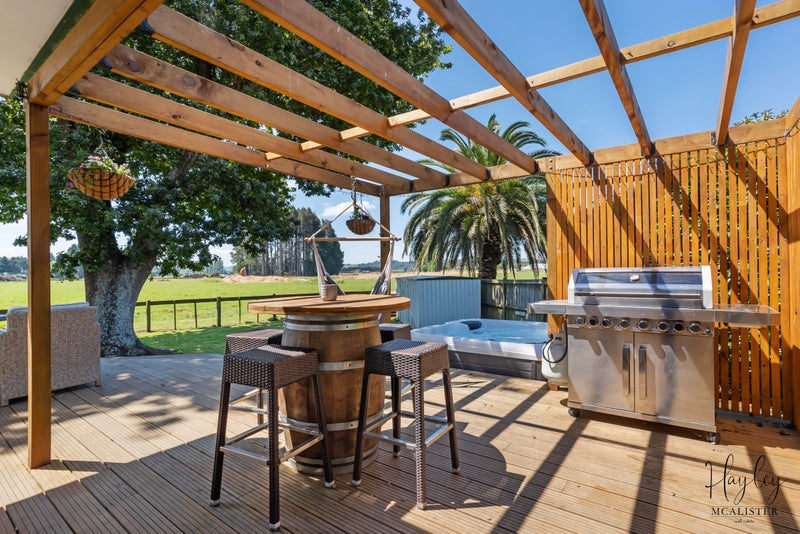 39 Village Way, Ardmore, Papakura - Carousel 2