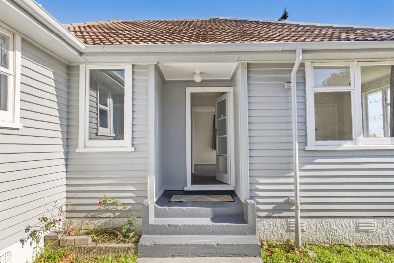 9 Baycroft Avenue, Parkvale, Tauranga - Carousel 1