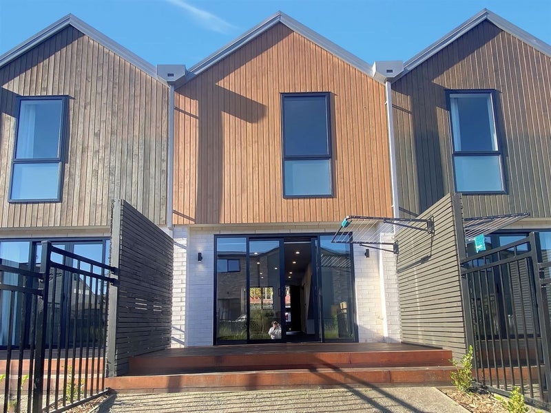 4/37 Webb Street, St Albans, Christchurch - Carousel 1