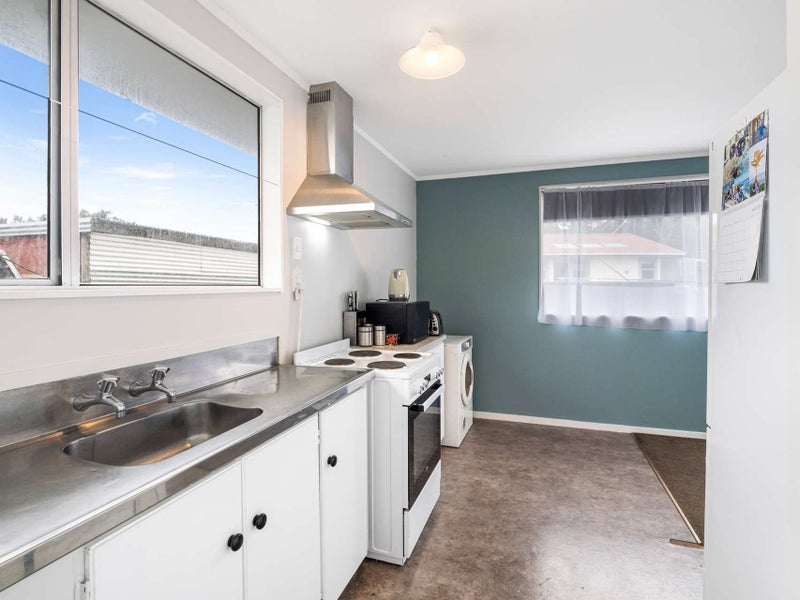 28B Kings Avenue, Gonville, Whanganui - Carousel 2