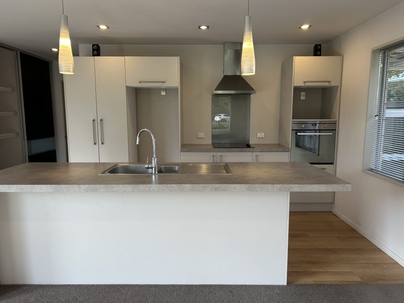 3 The Gate, Yaldhurst, Christchurch - Carousel 2