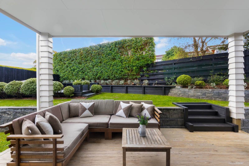 82A Owairaka Avenue, Mount Albert, Auckland - Carousel 2