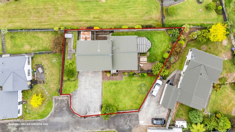 17 Caledonia Place, Highlands Park, New Plymouth - Carousel 27