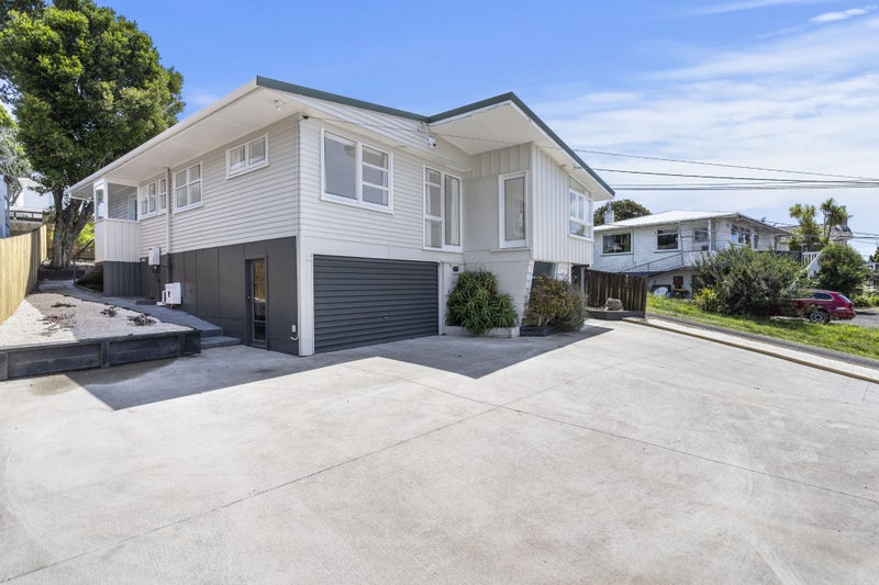 1/23 Park Road, Glenfield, Auckland - Carousel 2
