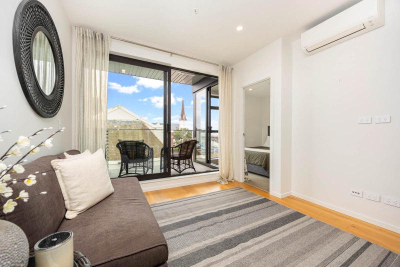 418/9 Madeira Lane, Grafton, Auckland - Carousel 1