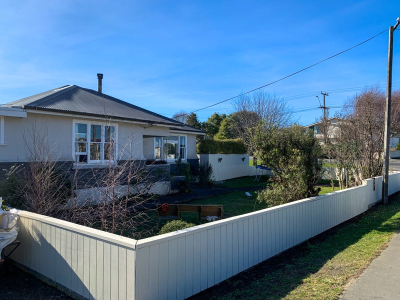 1 Airedale Road, Weston, Oamaru - Carousel 25