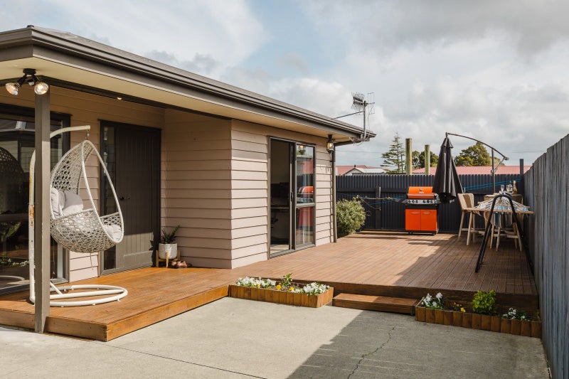 30 Charles Cross Street, Longburn, Palmerston North - Carousel 2