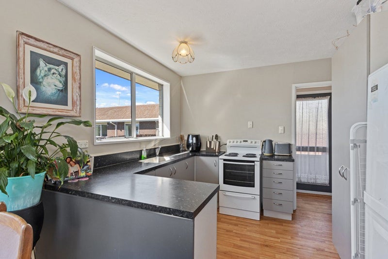5/22 Matlock Street, Woolston, Christchurch - Carousel 1