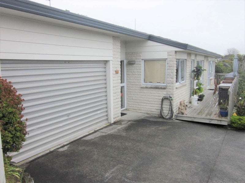 1/27 Garadice Road, Rothesay Bay, Auckland - Carousel 2
