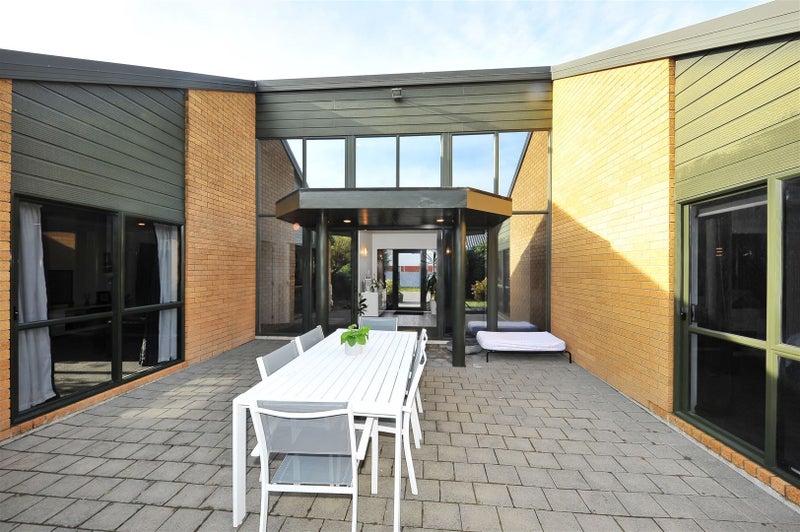 2 van Dieman Close, Templeton, Christchurch - Carousel 2