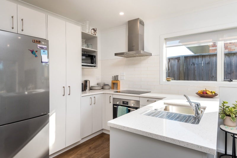 1/103 Bruce Avenue, Glenview, Hamilton - Carousel 2