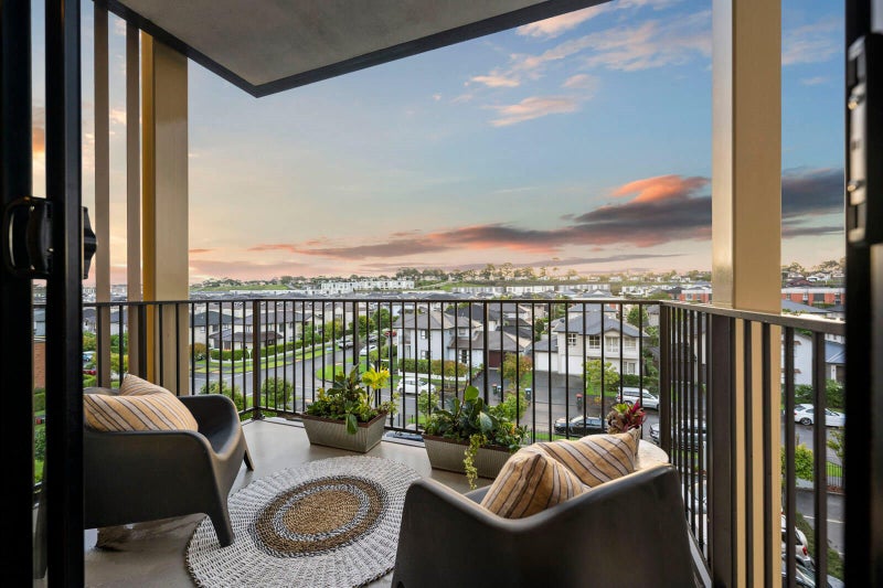 303/3 Bluegrey Avenue, Stonefields, Auckland - Carousel 1