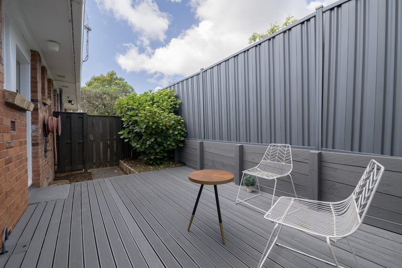 2/34 Peter Buck Road, New Windsor, Auckland - Carousel 2