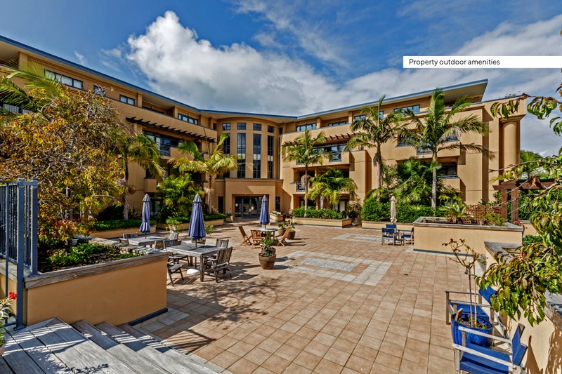 2D/7 Bute Road, Browns Bay, Auckland - Carousel 1