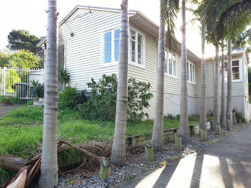 5 Ngapora Street, Onehunga, Auckland - Carousel 2