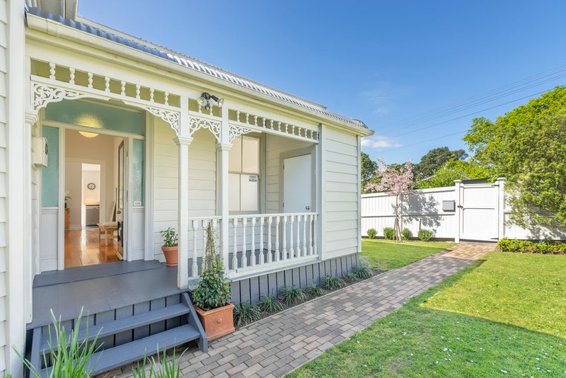 1 Western Springs Road, Kingsland, Auckland - Carousel 18