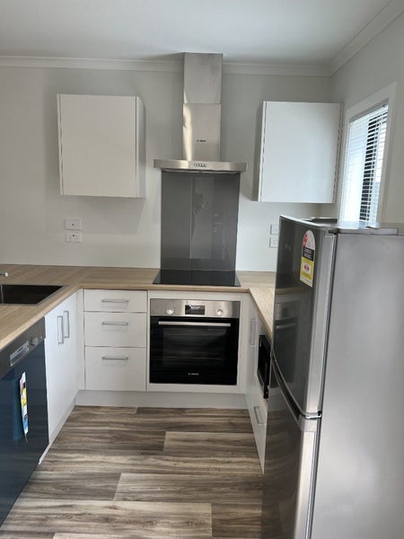 1/1 Hammond Street, Hamilton Central, Hamilton - Carousel 2