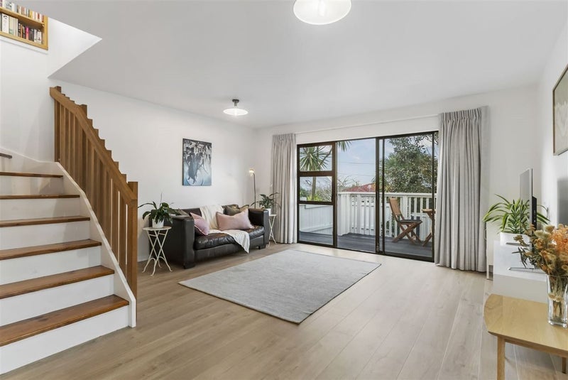 1/80 Taumata Road, Sandringham, Auckland - Carousel 1