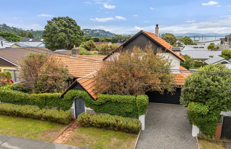 51 Ludlam Street, Seatoun, Wellington - Carousel 1