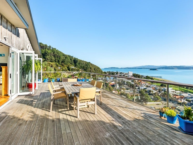 29A Totara Street, Eastbourne, Lower Hutt - Carousel 1