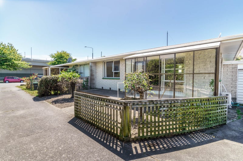 2/9 Maxwell Street, Riccarton, Christchurch - Carousel 2