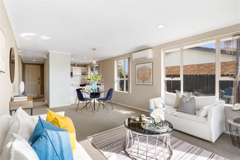 57 Fernbrook Close, Burswood, Auckland - Carousel 2