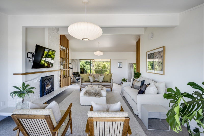 2 Colenso Avenue, Hospital Hill, Napier - Carousel 2