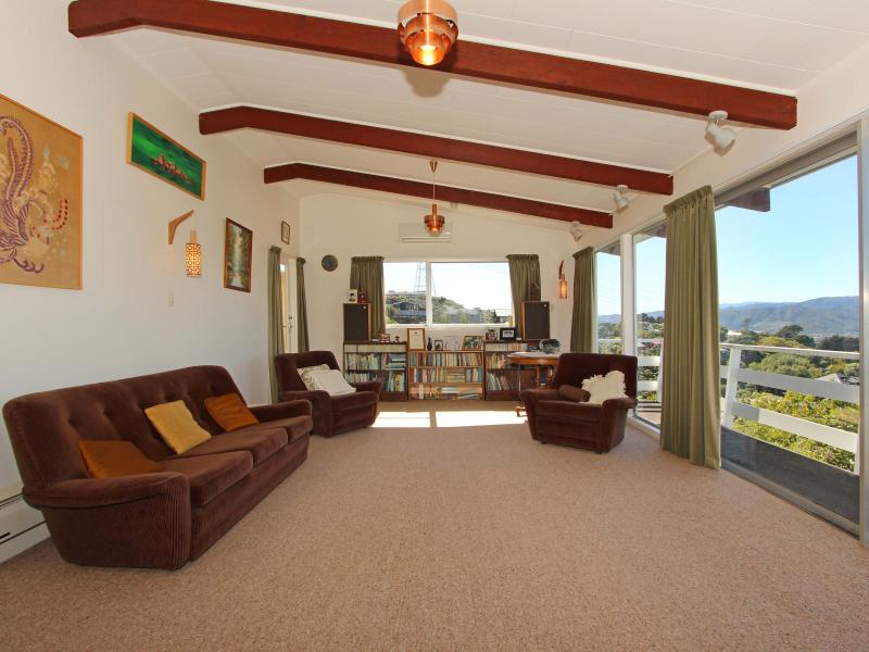 7 Ardal Grove, Tirohanga, Lower Hutt - Carousel 20