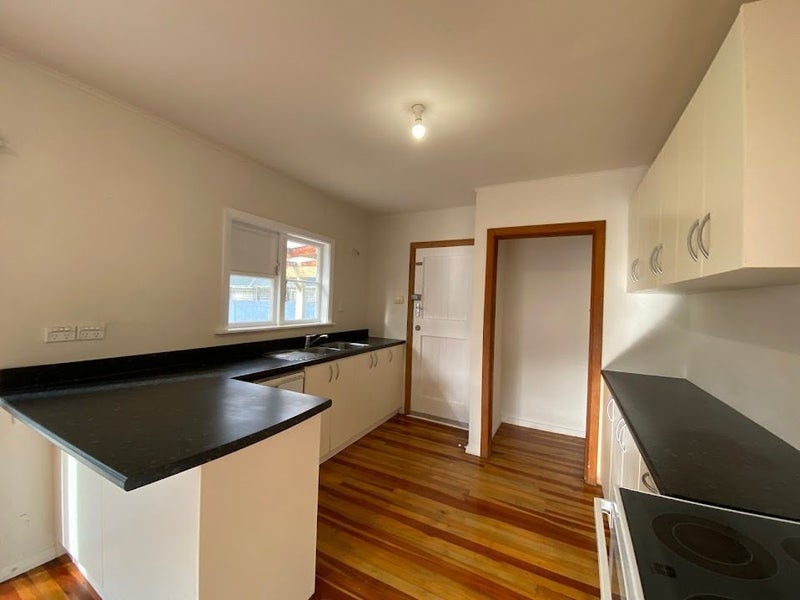 162 Wainuiomata Road, Wainuiomata, Lower Hutt - Carousel 2