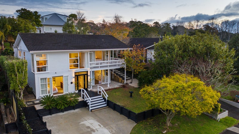 65 Gowing Drive, Meadowbank, Auckland - Carousel 2