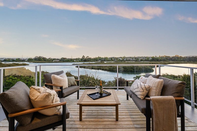 12 Te Wiata Place, Avondale, Auckland - Carousel 2