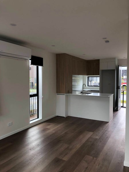 1/474 West Coast Road, Glen Eden, Auckland - Carousel 2