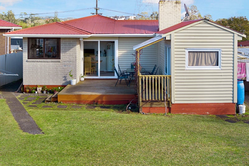 4 Falkirk Street, Blockhouse Bay, Auckland - Carousel 2