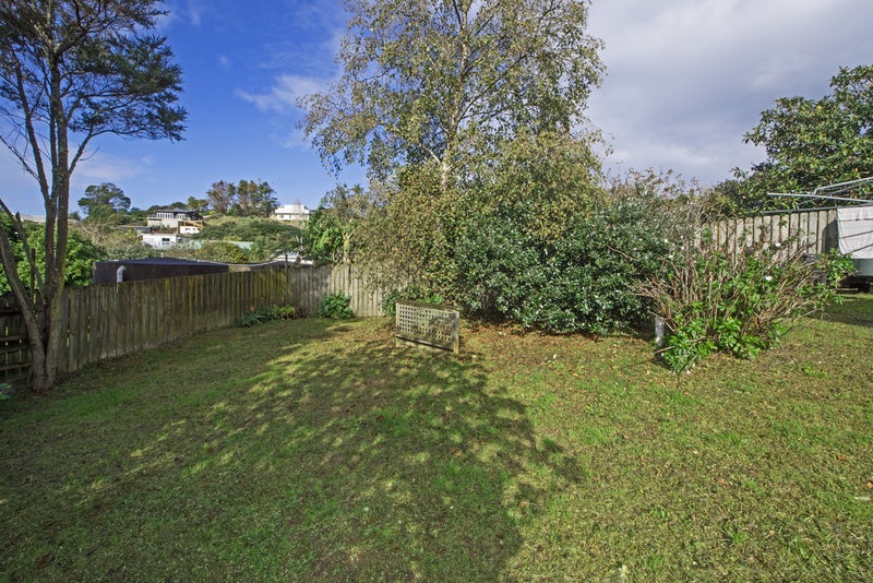 7 Sea View Road, Ostend, Waiheke Island - Carousel 9