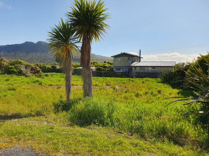 1 Coates Terrace, Rapahoe, Greymouth - Carousel 1